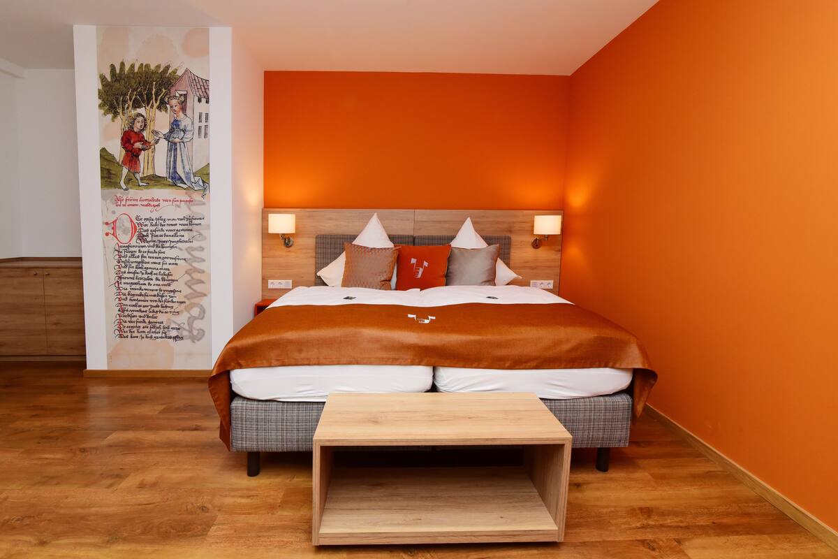 In-room safe, desk, free WiFi, bed sheets