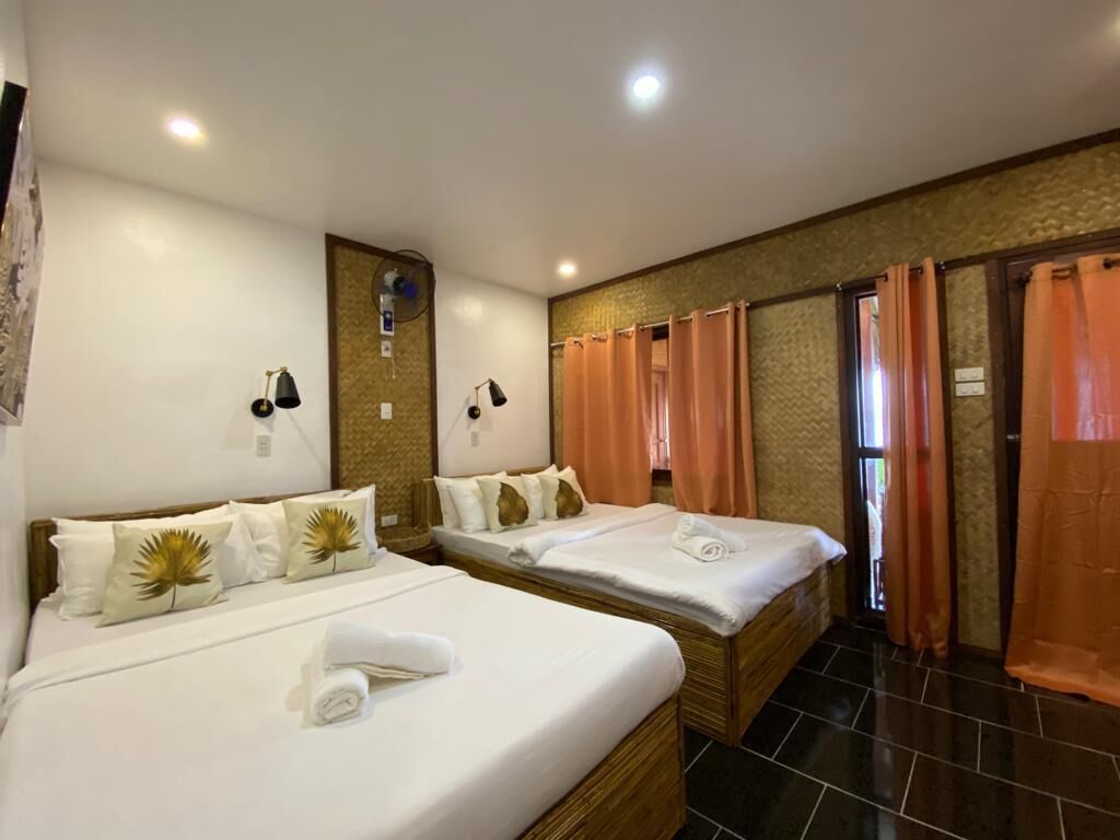 family room, pool access, sea view | premium bedding, memory-foam beds, in-room safe, individually furnished