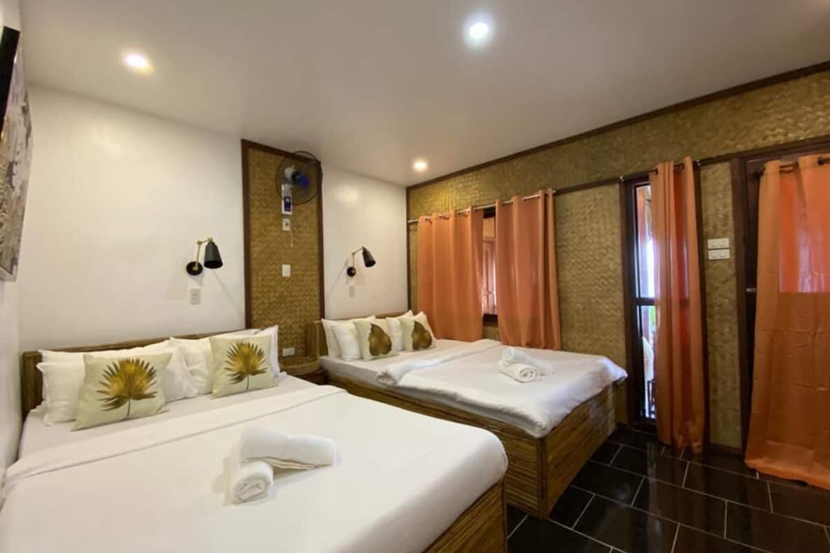 family room, pool access, sea view | premium bedding, memory-foam beds, in-room safe, individually furnished