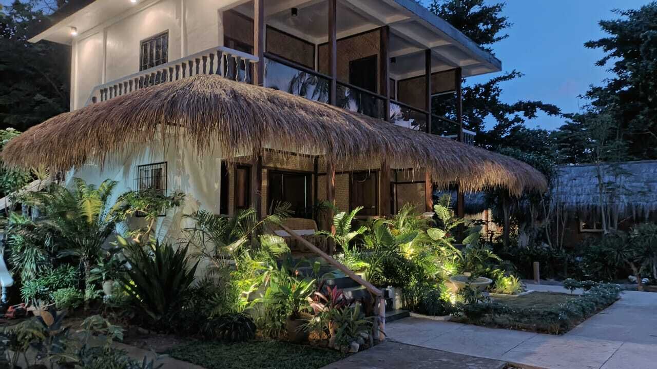 Deluxe Double Room, 1 King Bed, Pool Access, Sea View | Balcony view