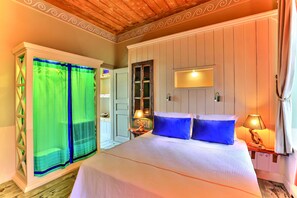 Unclassified image, 4 of 23, button - 1850 Hotel Kemalpasa (Cesme)