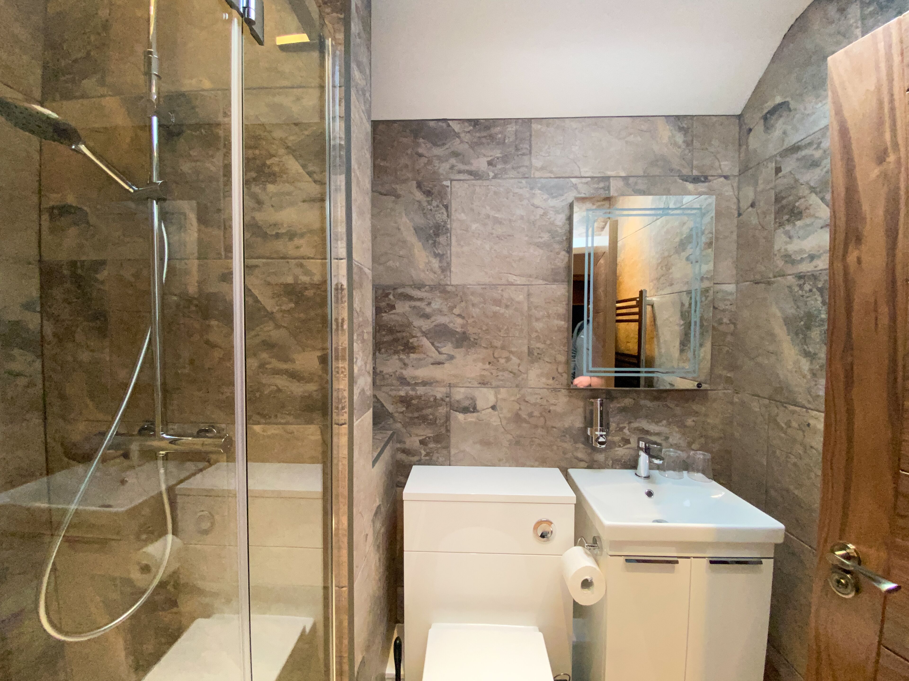 superior double room | bathroom | shower, free toiletries, hair dryer, towels