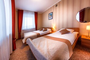 Standard Quadruple Room, 1 Bedroom | Desk, rollaway beds, free WiFi