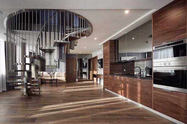 Panoramic Penthouse, Terrace (Luxury) | Private kitchen | Fridge, microwave, oven, stovetop - Aparthotel Best Views Luxury (Kraków)