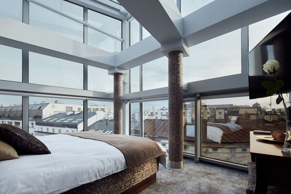 Panoramic Penthouse, Terrace (Luxury) | 1 bedroom, Egyptian cotton sheets, premium bedding, pillowtop beds