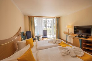 Standard Double Room | Desk, free WiFi, bed sheets - Seehotel Bollmannsruh am Beetzsee (Paewesin)