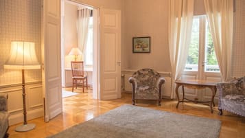 1 chambre, fer et planche Ă  repasser, Wi-Fi gratuit, draps fournis