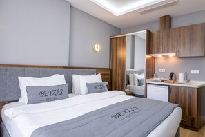 Standard Room with City View | 1 多间卧室、埃及棉床单、高档床上用品、羽绒被