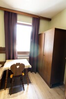 Standard Single Room | Desk, free WiFi, bed sheets