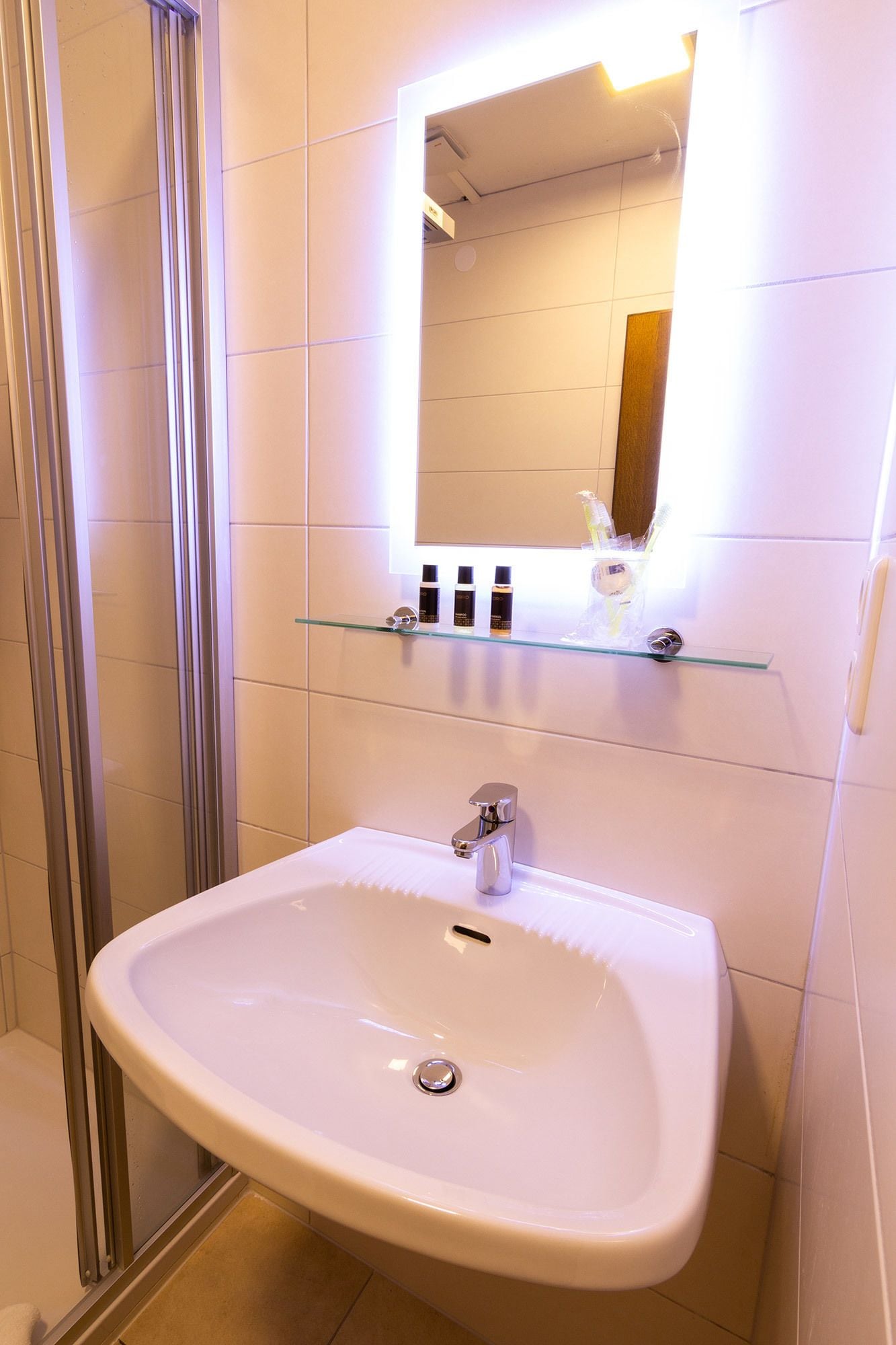 Dusche im Bad