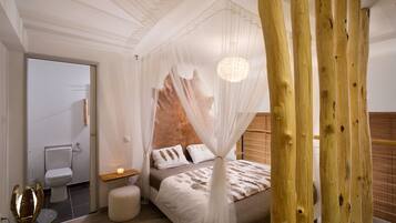 Toetasjesleilighet – design, 1. etasje | Individuelt dekorert, individuelt innredet og skrivebord