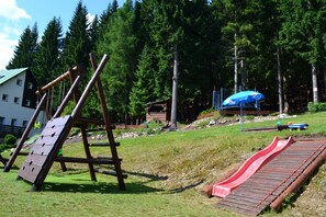 Children's play area - outdoor