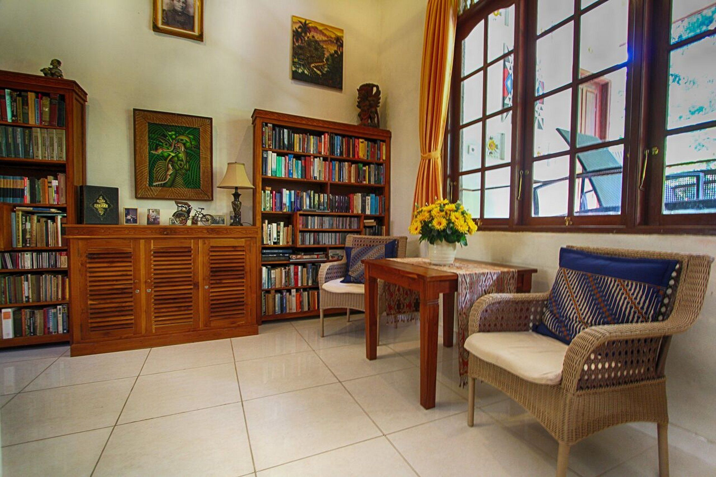 bungalow 8 | library