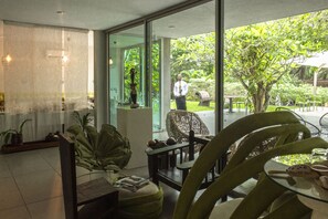 Lobby - Hôtel Particulier (Abidjan)