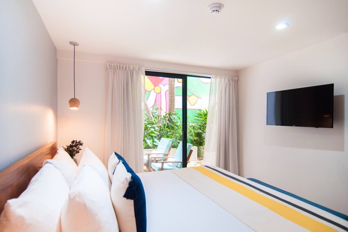 1 Schlafzimmer, hochwertige Bettwaren, Daunenbettdecken