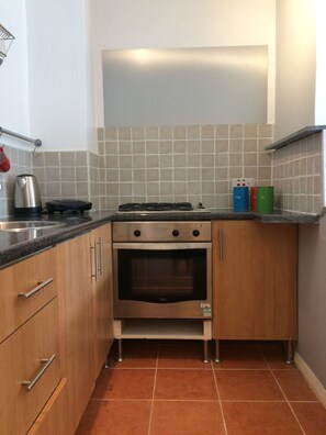Apartment, 1 Bedroom | Private kitchen
