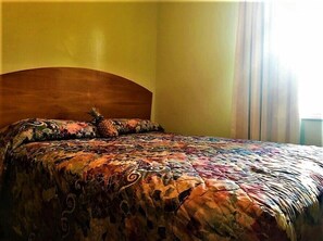 1 bedroom, soundproofing, free rollaway beds, free WiFi