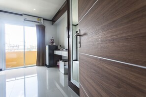 Blackout drapes, free WiFi - Kulasab Hotel (Hat Yai)