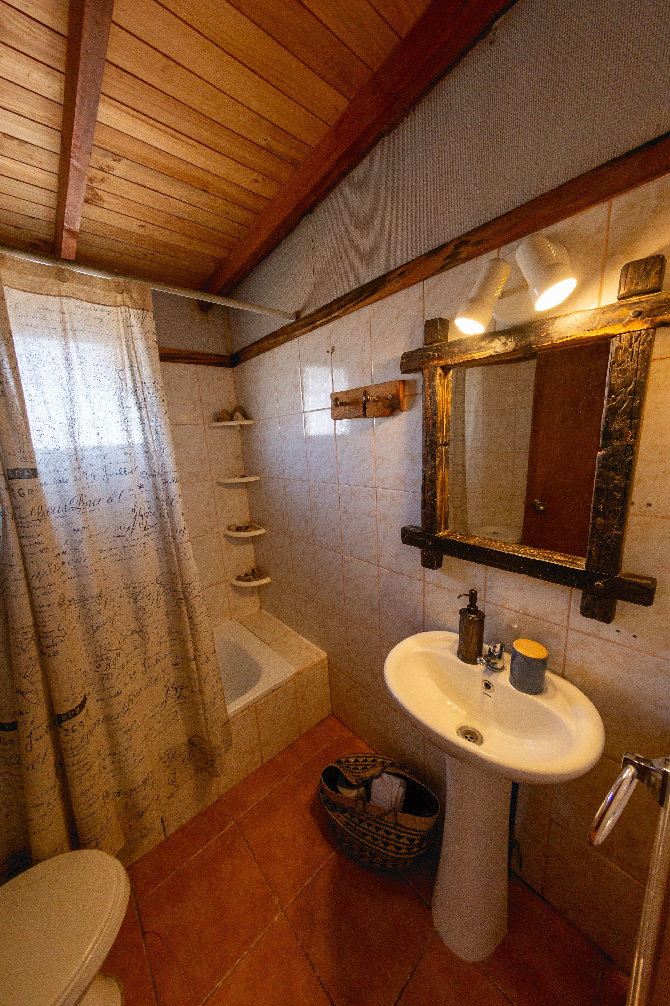 shower, rainfall showerhead, towels