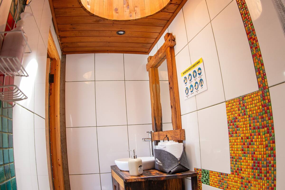 shower, rainfall showerhead, towels