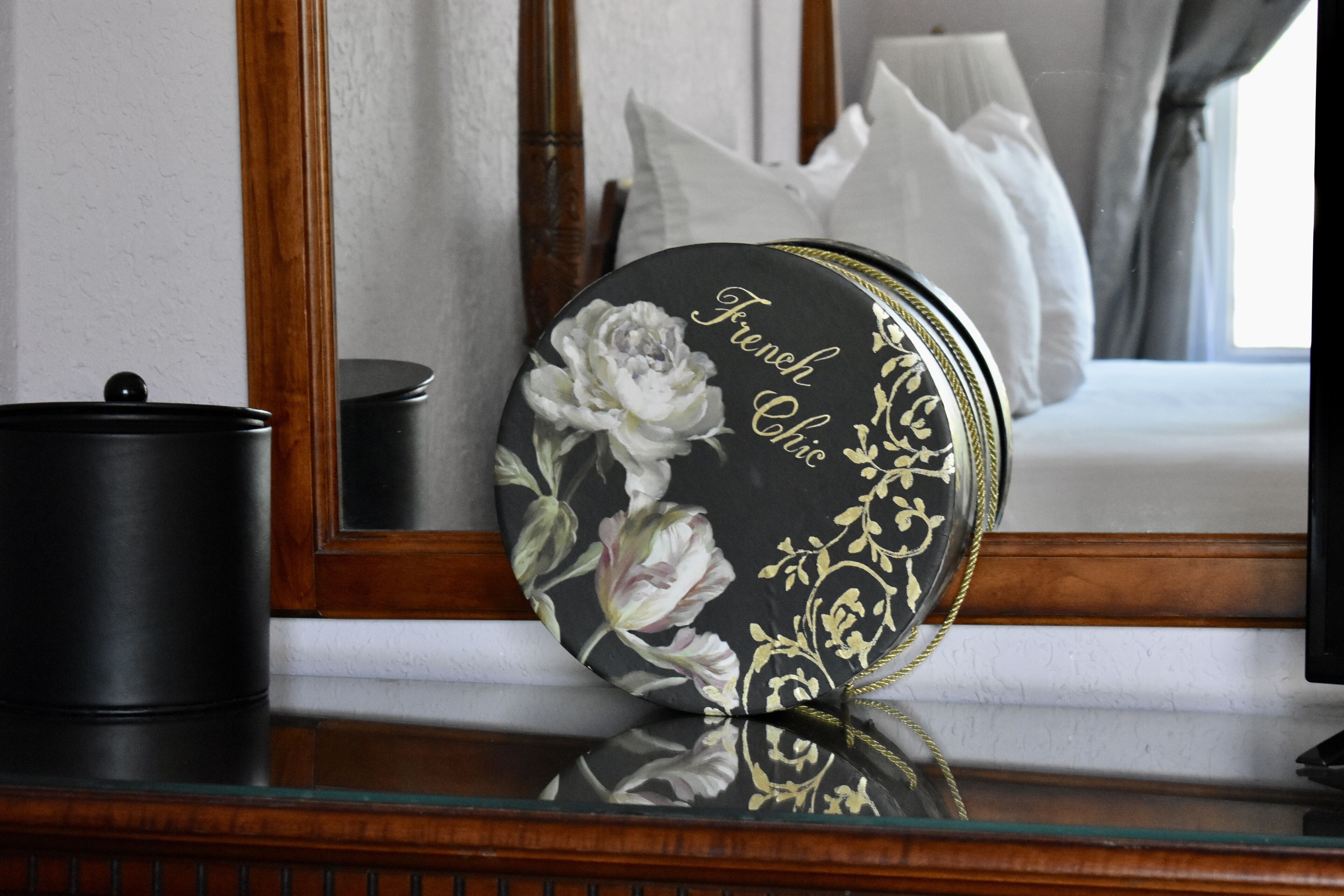 Room 205, Queen Bed, Non Smoking | Premium bedding, pillowtop beds, iron/ironing board, WiFi (free)