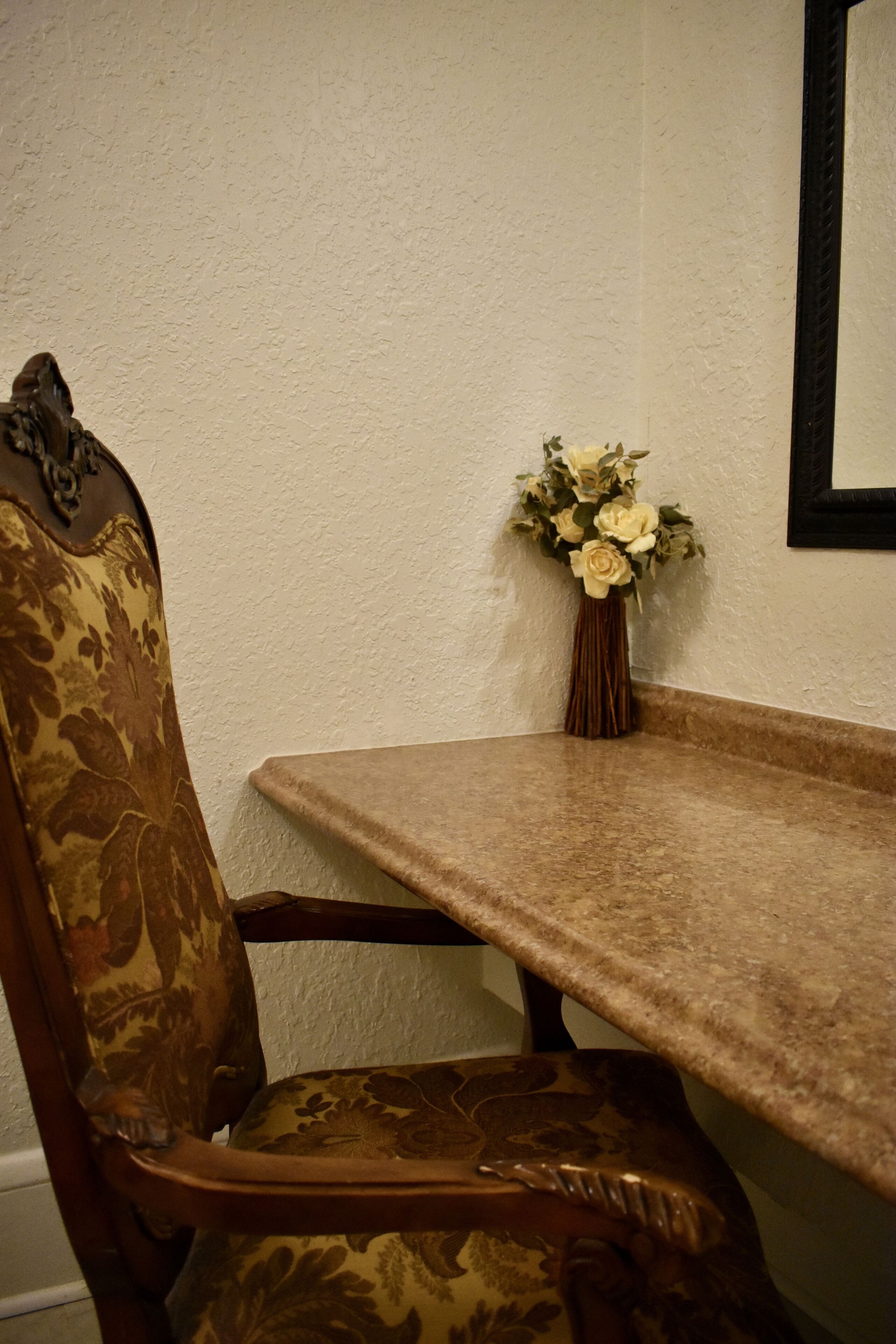 room, 1 queen bed, non smoking | premium bedding, pillow-top beds, individually decorated