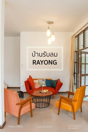 3-Bedrooms Comfort House | Living area - Banrublom (Rayong)