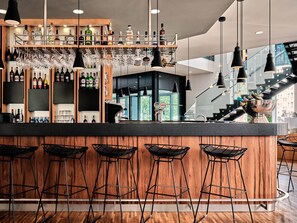 Bar (on property) - Holiday Inn Warsaw City Centre by IHG (Warsaw)