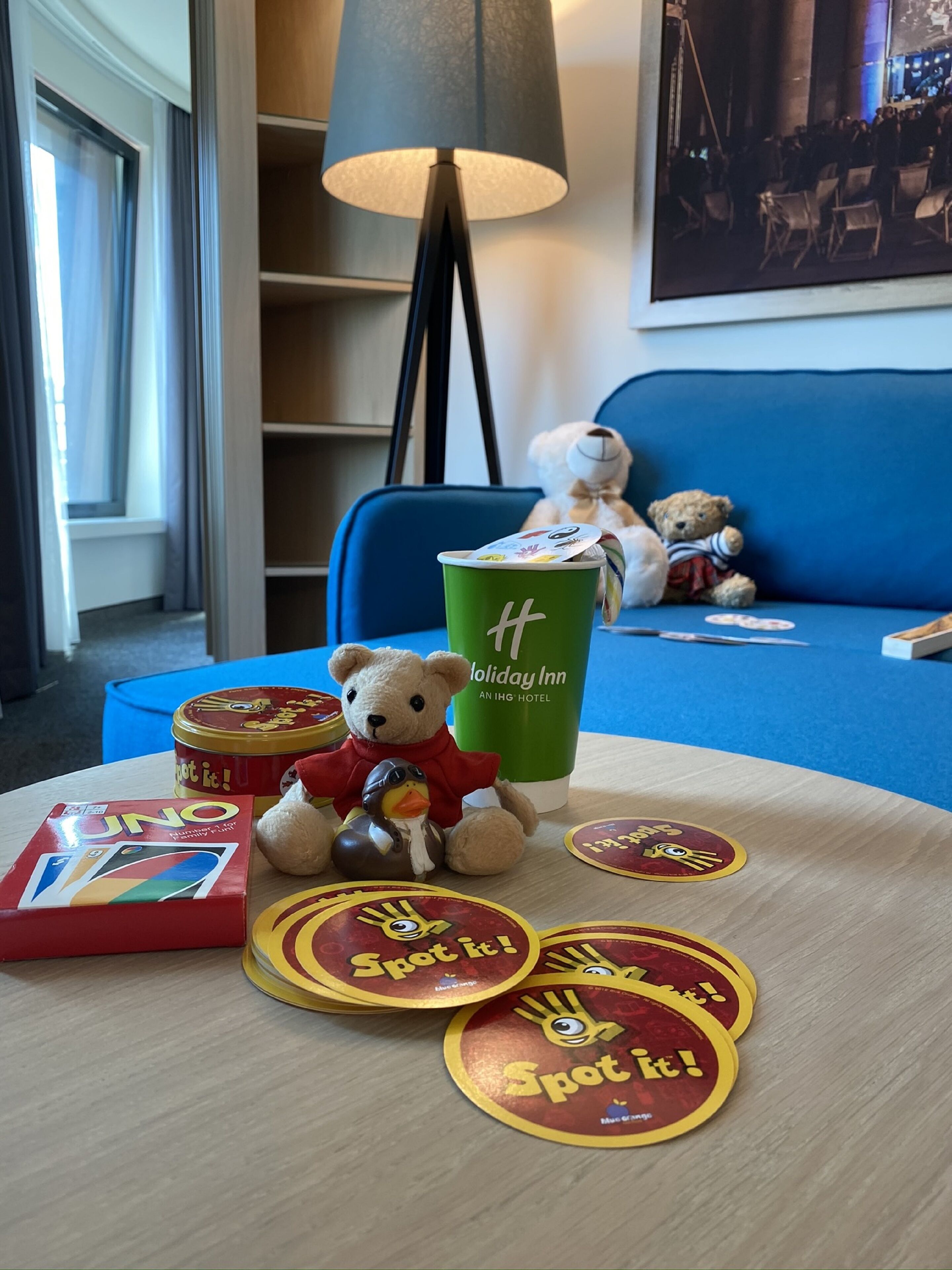 低過敏寢具、客房內保險箱、書桌、筆電工作空間