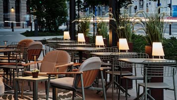 Breakfast, lunch and dinner served