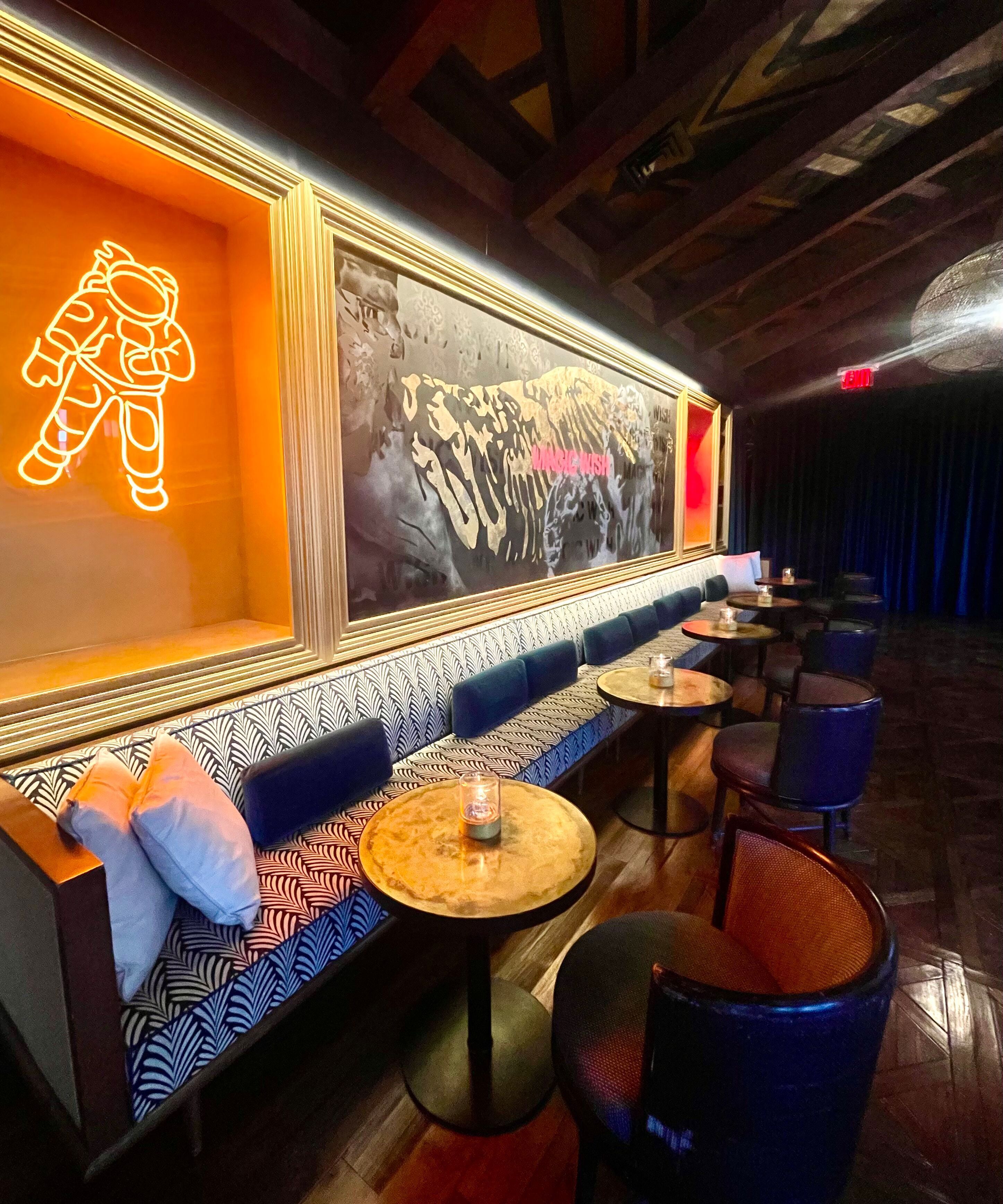 Photo - Pod Times Square