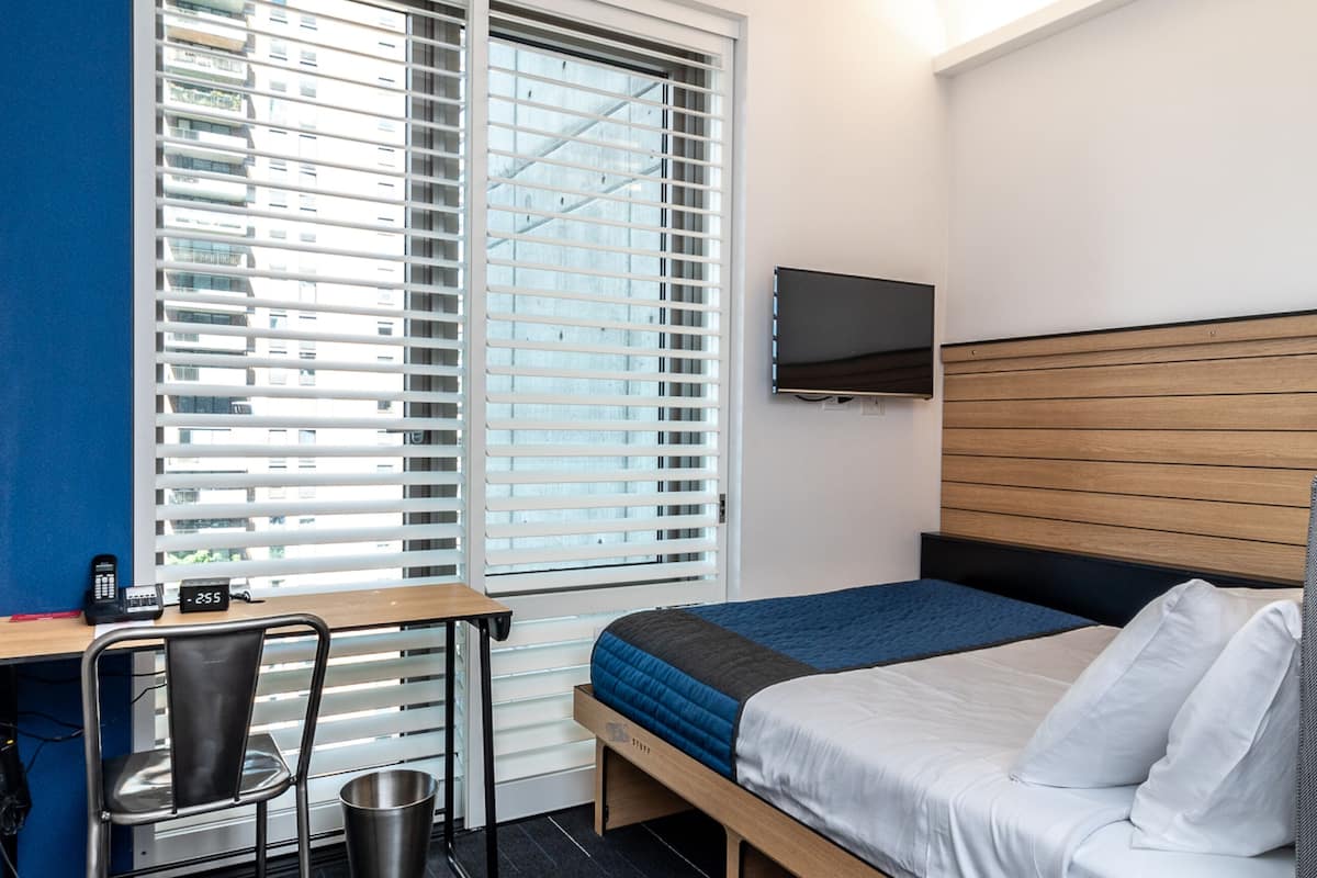 Pod Times Square, New York: Info, Photos, Reviews | Book at Hotels.com