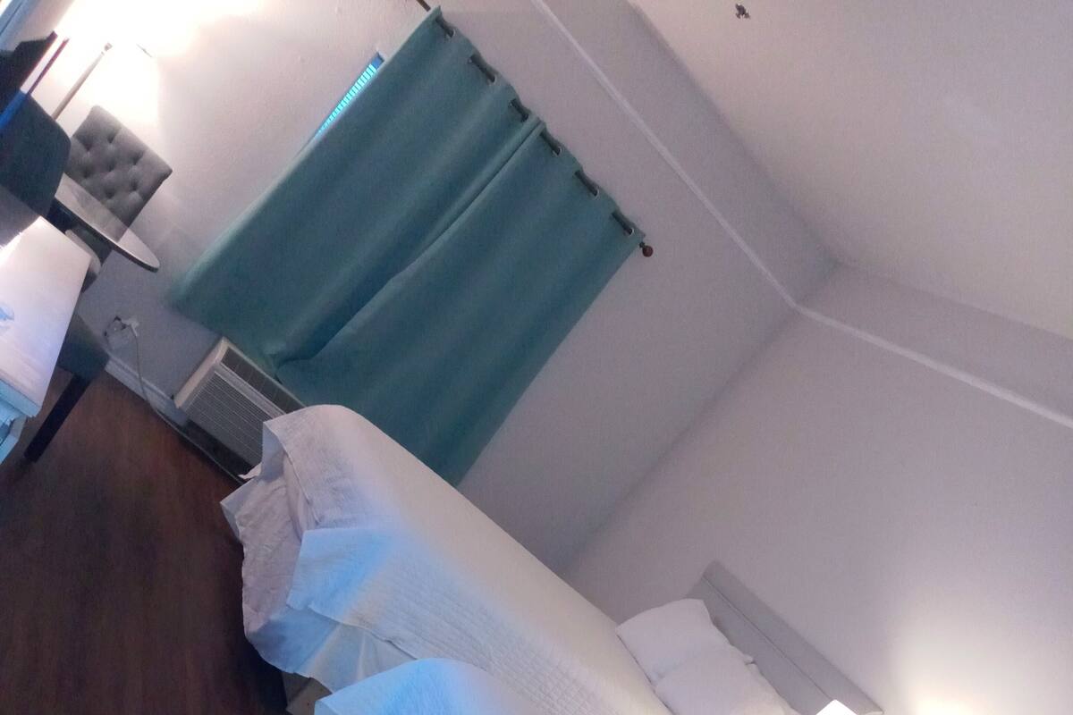 标准房, 2 张大床 | 高档床上用品、熨斗/熨衣板、免费 WiFi、特色装修