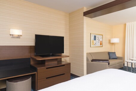 Fairfield Inn Suites by Marriott Indianapolis Fishers - Image 26