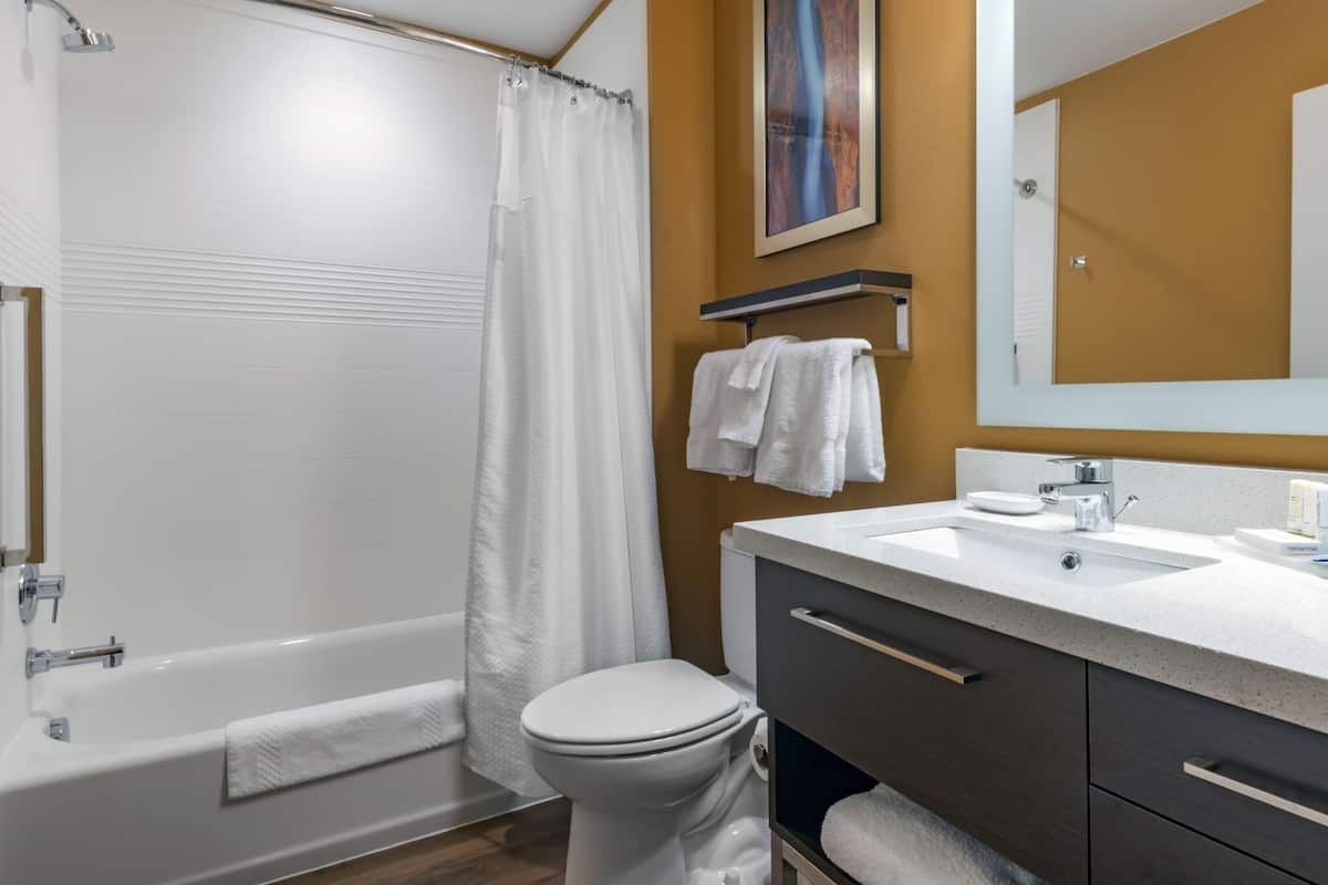 Hair dryer, towels