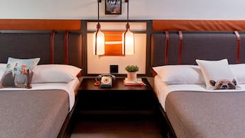 Premium bedding, desk, free cots/infant beds, free WiFi