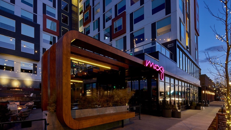 Moxy Denver Cherry Creek