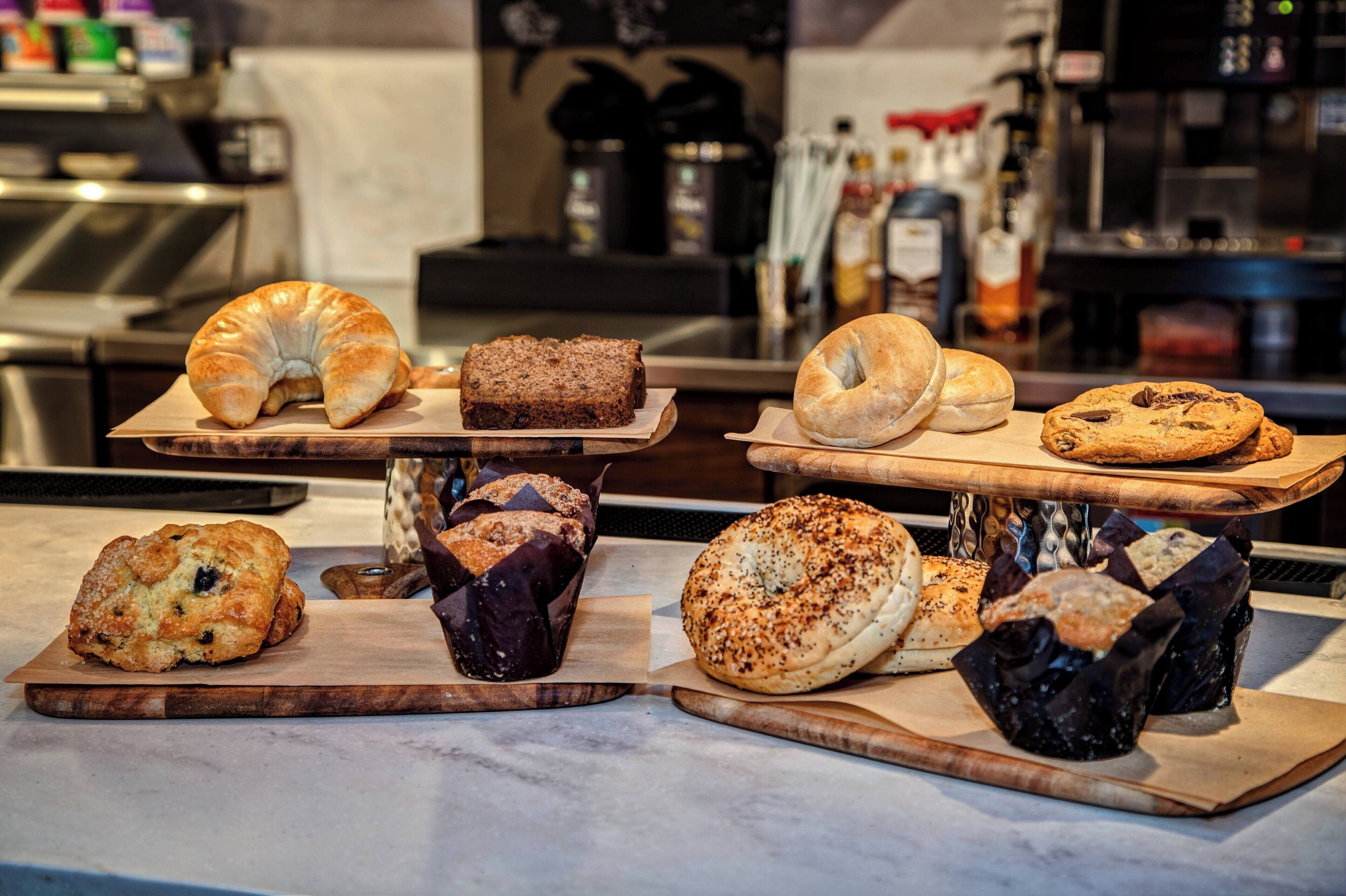 breakfast, lunch, dinner served; american cuisine