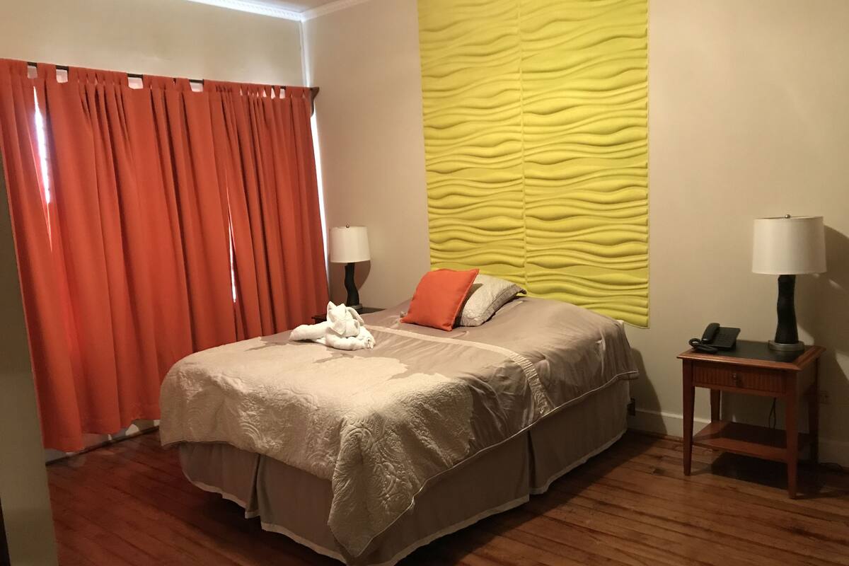 Chambre Double Standard, 1 grand lit
