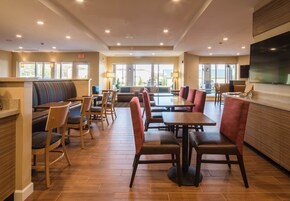 Café da manhã continental grátis todos os dias