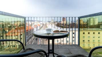 Superior Apartment | Terrace/patio