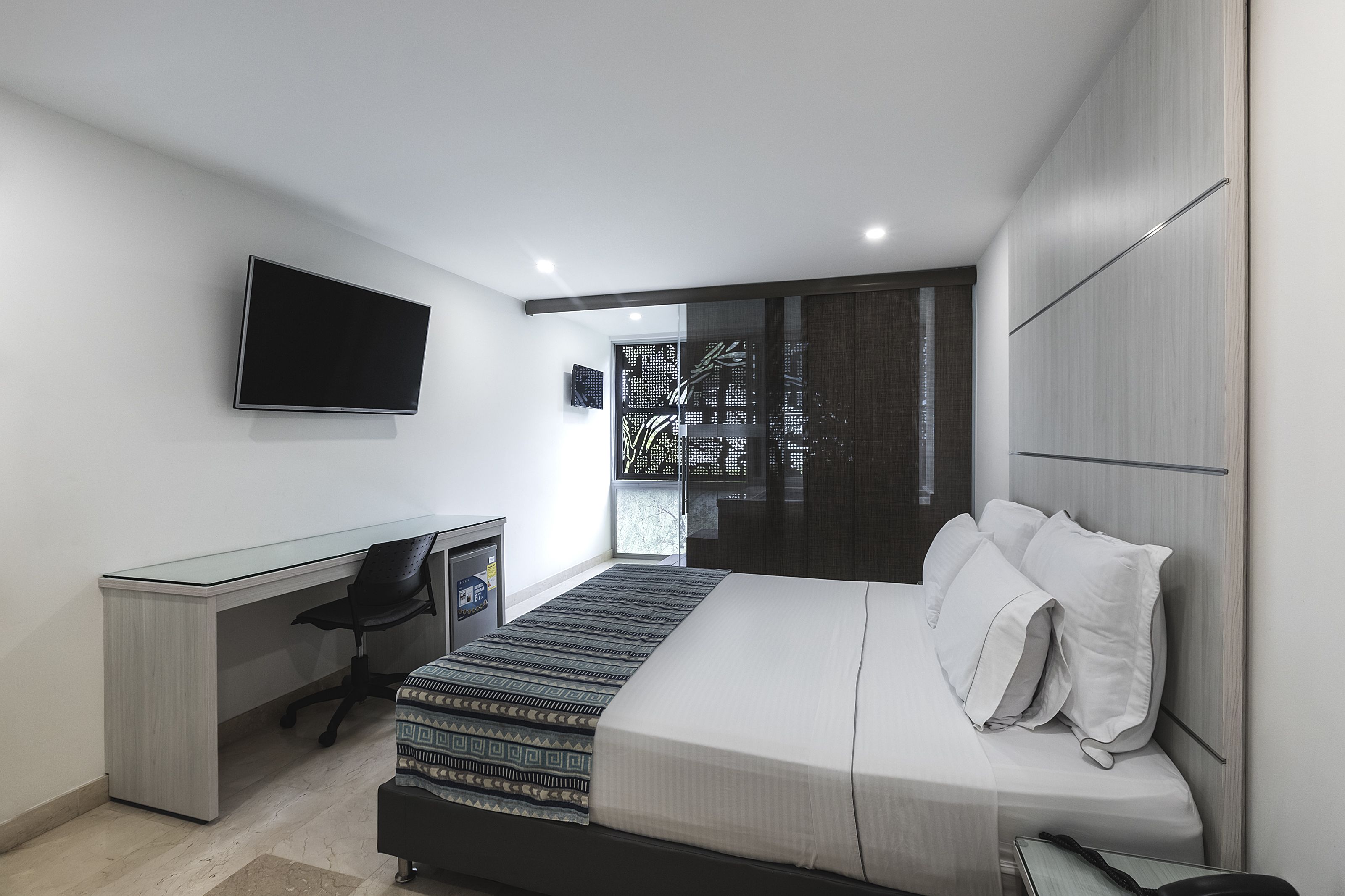 Superior Double Room, City View