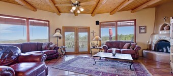 Monte De Canoncito-美しい山頂の家、ニューメキシコ州サンタフェから10マイル