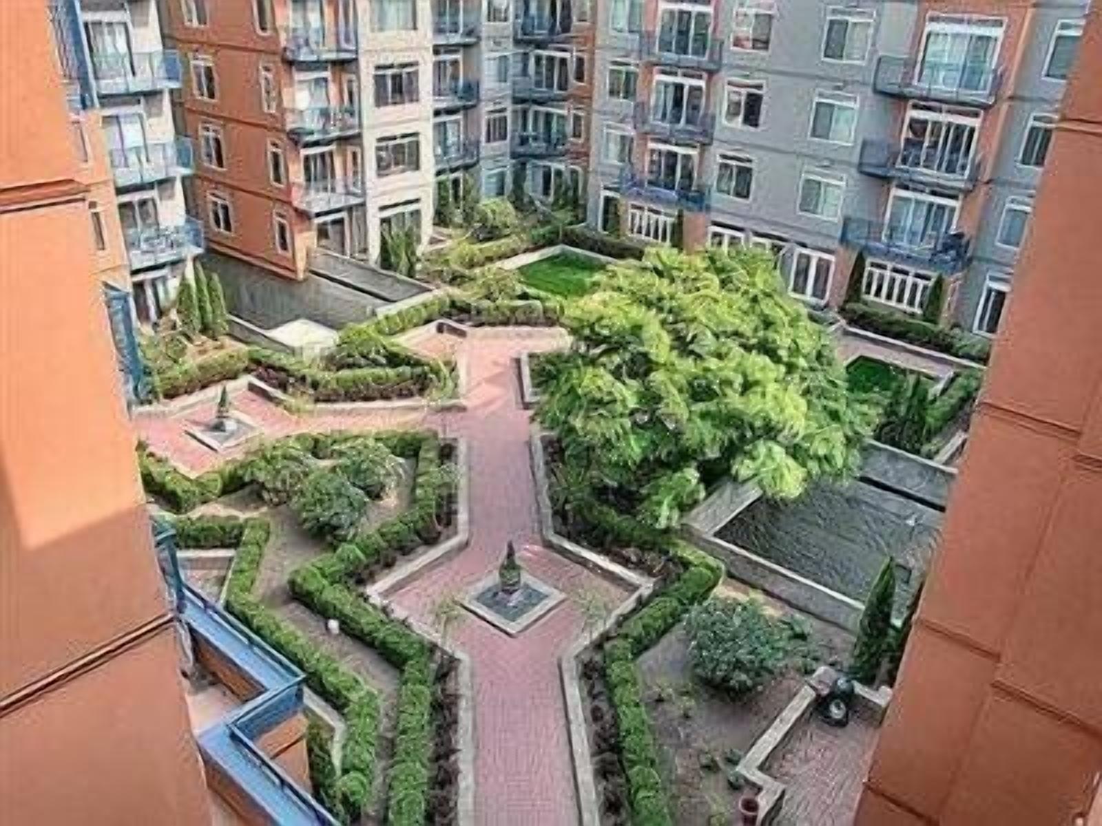 The courtyard. 