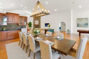 Dining - Snow Cones | Pizza Oven | S`mores | Movie Nights (Scottsdale)