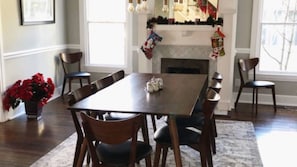 Dining - Serene Sauna Retreat with Chefs Kitchen, Luxury Beds & Luxury Baths (West Point)