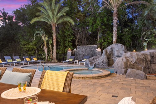 Luxury Cinderella Castle Villa in Reunion