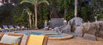 Luxury Cinderella Castle Villa in Reunion