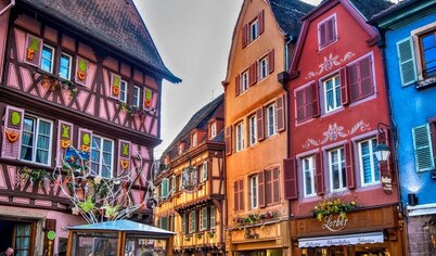 COLMAR, 2 bedrooms, 10 min walk from the center. Quiet location, garden and garage.