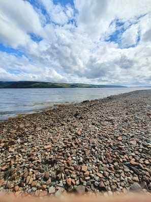 Beach - A Little Gem in The West Highlands, Argyll Inveraray Loch Fyne views, sleeps 4 (Inveraray)